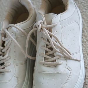 Platform sneakers